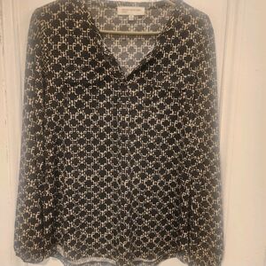 Jones New York Sport Long Sleeve Blouse. Black & Ivory Geometric Design.  Medium
